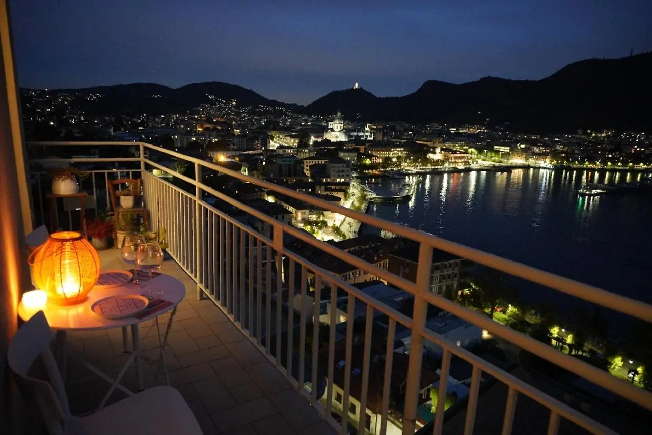 Apartamento 150 Steps To Heaven - By Myhomeincomo Itália
